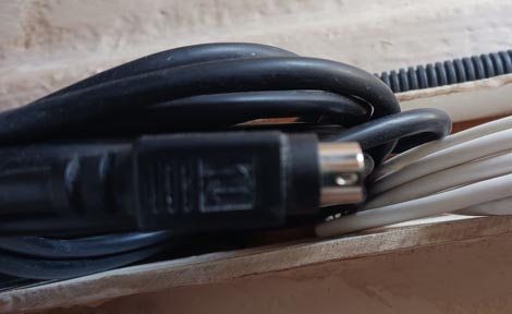 Connector 1.jpg