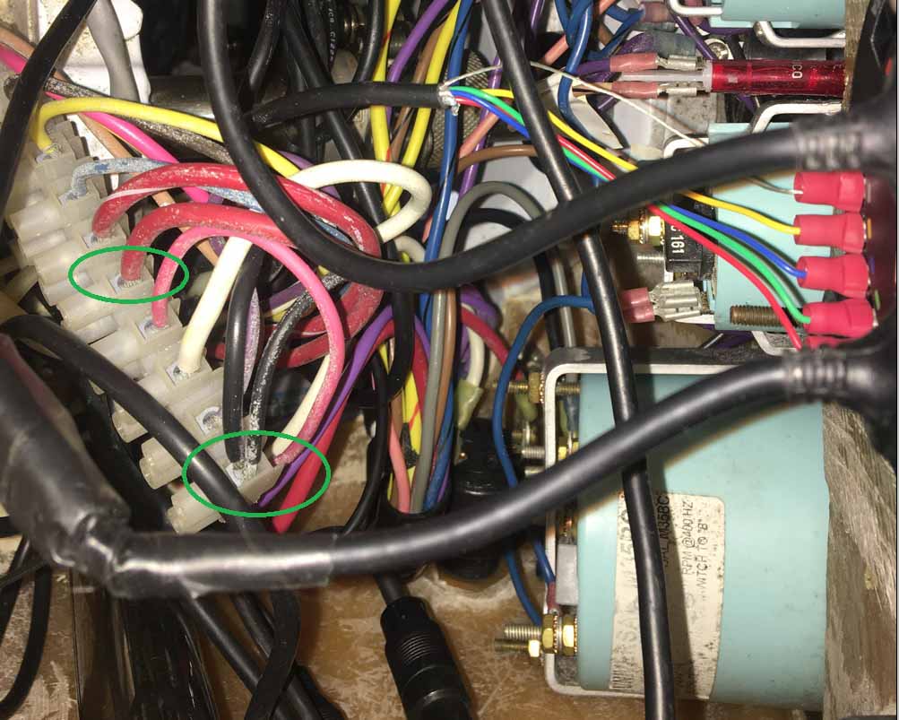 Pedestal Wiring view.jpg